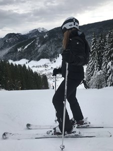Rachel Green travel blog pic 7 skiing