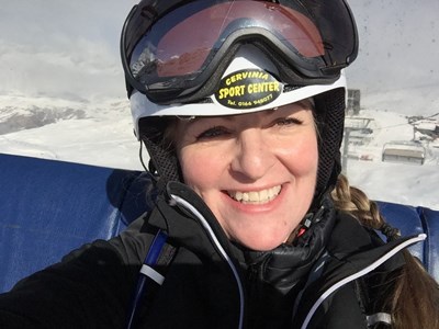 Rachel Green travel blog pic 5 skiing